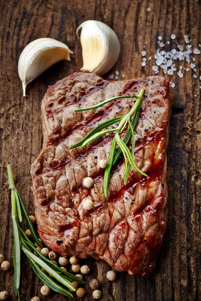 Grilled beef steak — Stock Photo, Image