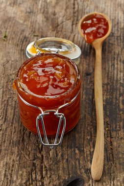 mango chutney kavanoz