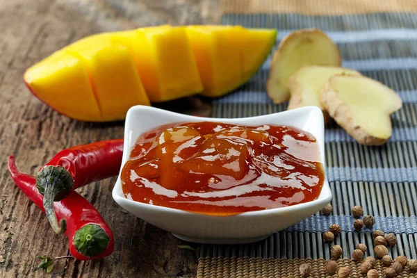 Bowl of Mango Chutney — Stock Photo, Image