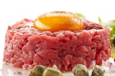 taze beef tartar