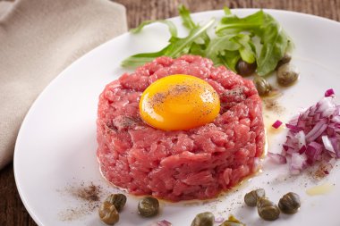 taze beef tartar