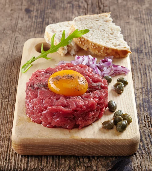 Tartare de carne fresca — Fotografia de Stock