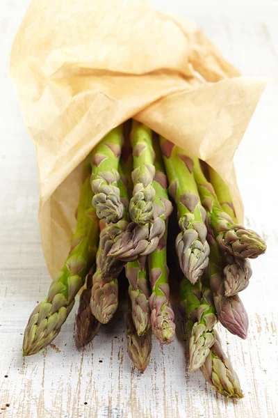 Fresh raw asparagus — Stock Photo, Image