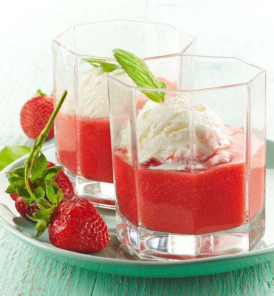 Strawberry smoothie with Ice cream