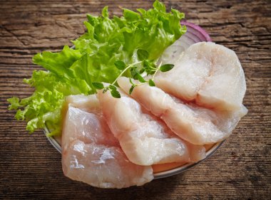 ham hake balık fileto parçaları