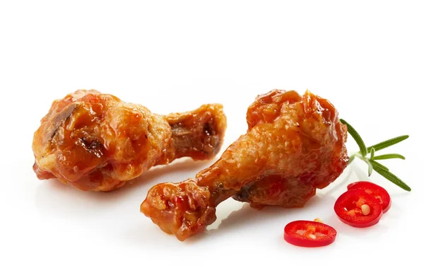 Alas de pollo frito con salsa de chile dulce —  Fotos de Stock