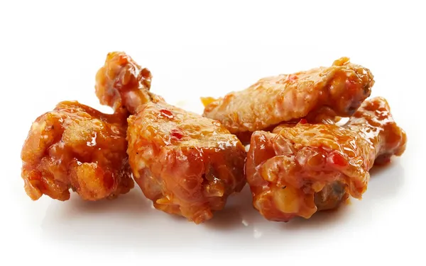 Fried chicken wings with sweet chili sauce — Stock Photo, Image