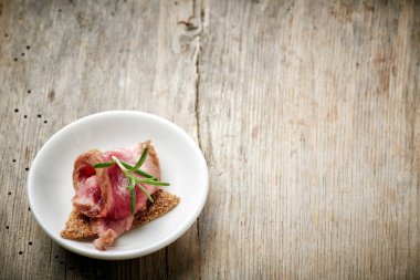 sığır eti ile küçük meze