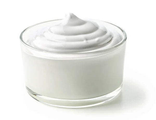 Tigela Vidro Creme Claras Ovo Chicoteado Isolado Fundo Branco — Fotografia de Stock