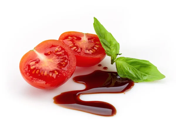 Vinagre de tomate, manjericão e balsâmico — Fotografia de Stock