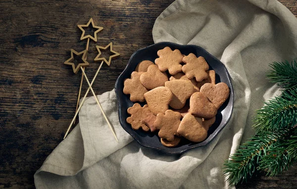 Plate Freshly Baked Gingerbread Cookies Top View — Stockfoto