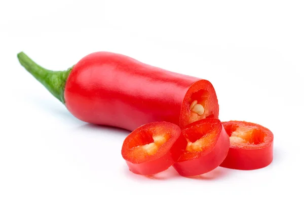 Plasterki Czerwona Papryczka Chili Bez Odprowadzenia Spalin Białym Tle — Zdjęcie stockowe