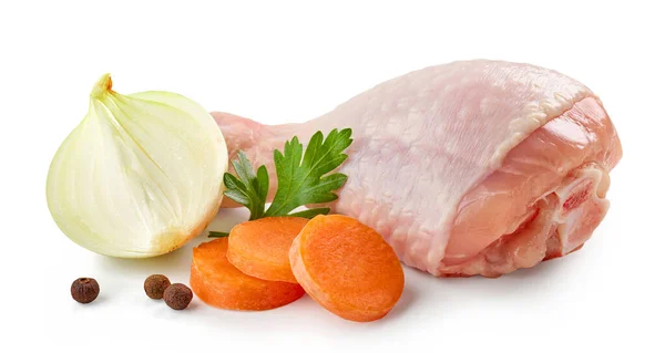 Färsk Kyckling Ben Och Grönsaker För Att Göra Buljong Isolerad — Stockfoto