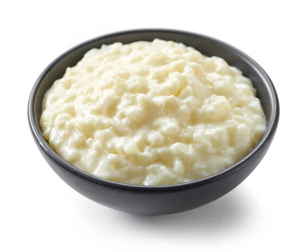 Egy Tál Fehér Alapon Izolált Gluténmentes Rizs Tejpuding — Stock Fotó