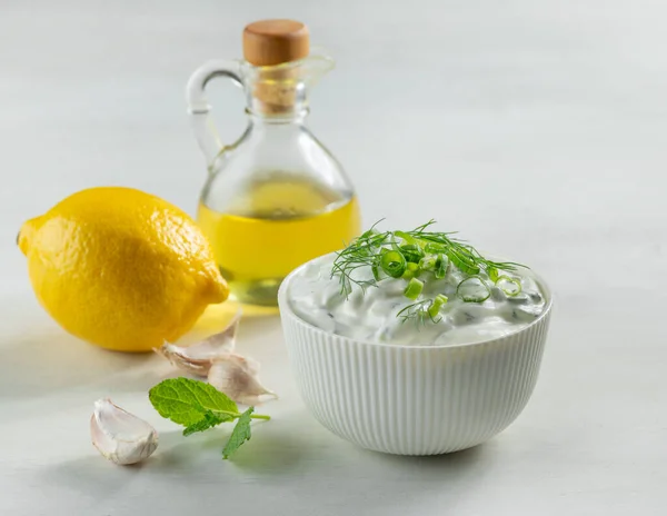 Bowl Sour Cream Greek Yogurt Tzatziki Sauce Decorated Chopped Herbs — Foto Stock