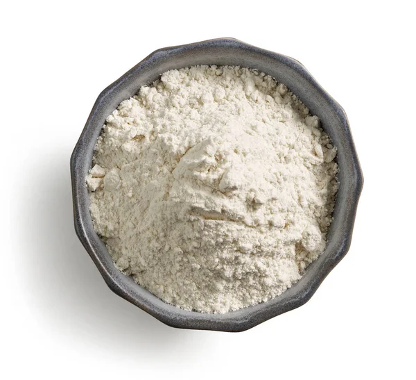 白い背景に孤立した小麦粉のボウル トップビュー — ストック写真
