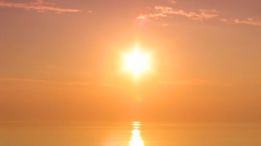 denizde gün batımı