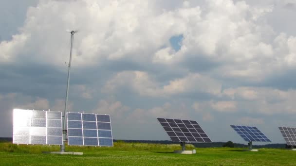 Солнечные батареи, временной интервал — стоковое видео