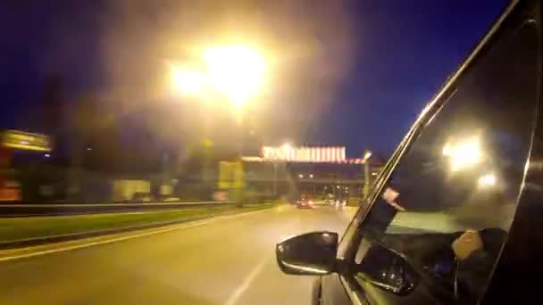 Conducir en la noche — Vídeo de stock