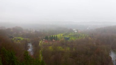 Sonbahar puslu manzara, timelapse panorama
