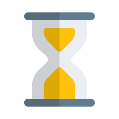 Sade arkaplanda izole edilmiş eski bir kum saati