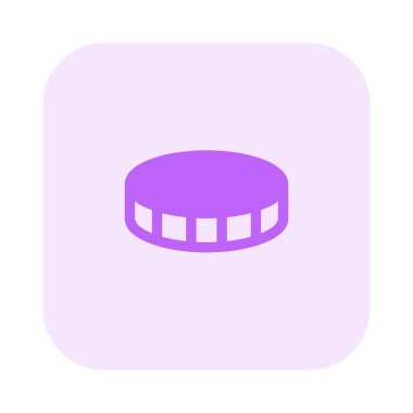 Beyaz arka planda izole edilmiş değerli altın sikke