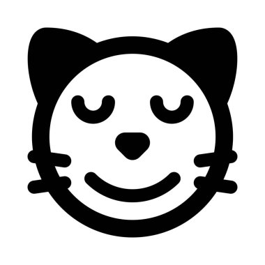 Gözleri kapalı gülümseyen kedi suratı.