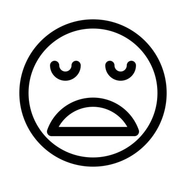 Acı içinde kederli bir yüz, gözleri kapalı.