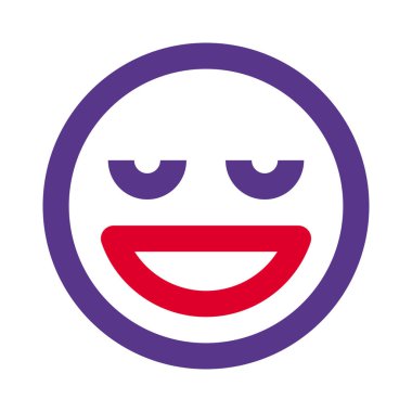 Yüzünü buruşturup dişlerini gösterirken sırıtıyor.