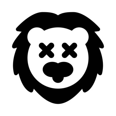 Aslan nötr sahnede, gözleri kapalı.