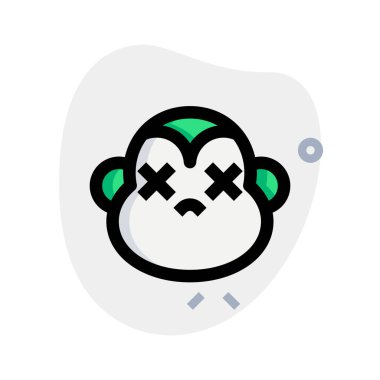 Nötr sahnede ağzı kapalı maymun.