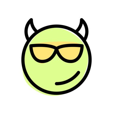 Boynuzları olan, güneş kremi sürmüş serin kötülük.