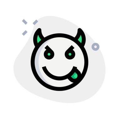 dilsiz şeytan boynuzların tadını çıkarıyor.