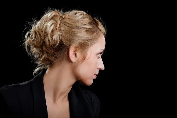 Retrato de la chica en un traje mirando a un lado — Foto de Stock