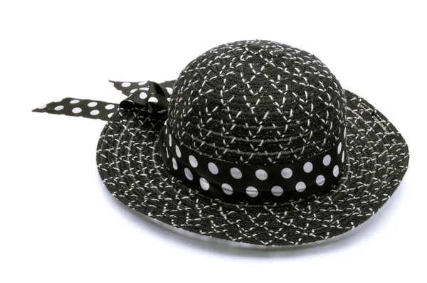 Cappello estivo femminile isolato su sfondo bianco — Foto Stock