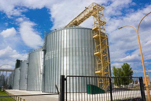 Elevador de grano — Foto de Stock