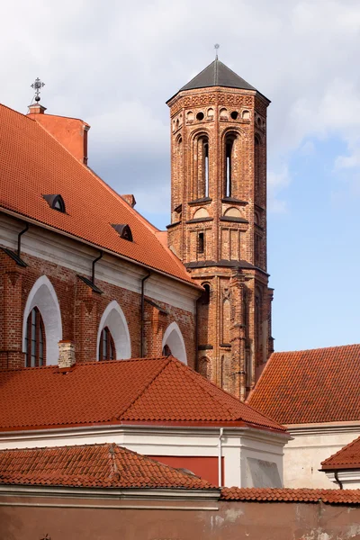Rode gotische kerk — Stockfoto
