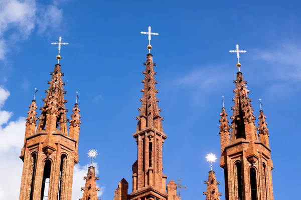 赤ゴシック様式の教会 — ストック写真