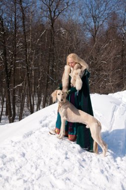 saluki ve sarışın