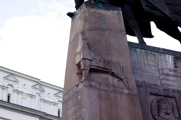 Estátua de lobo — Fotografia de Stock