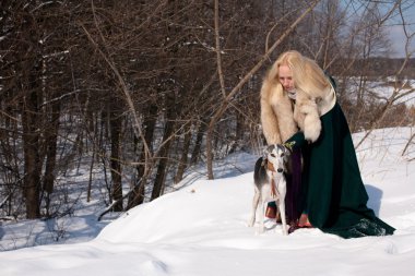 saluki ve sarışın