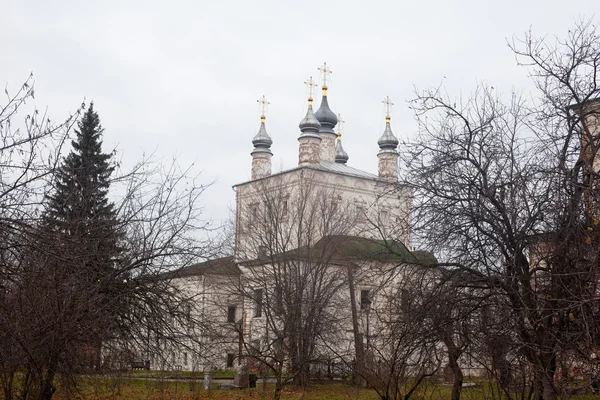 Biały kościół — Zdjęcie stockowe