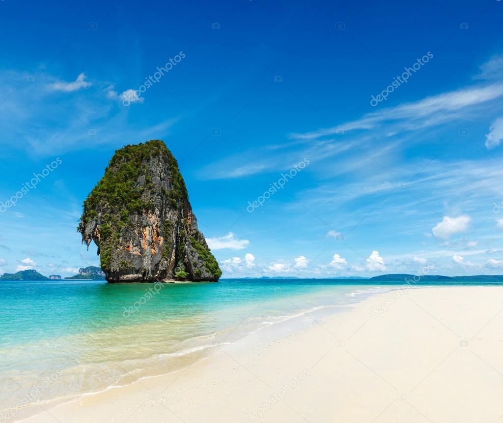 Idyllic beach, sand, sea, sky