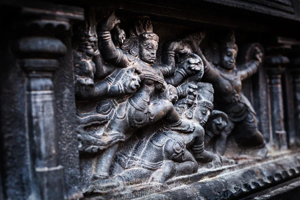 Basreliëf. brihadishwara tempel, tanjore — Stockfoto