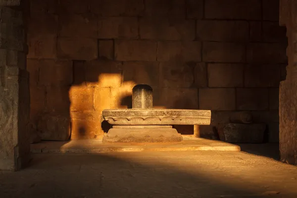 Lingam. airavatesvara tempel, darasuram — Stockfoto