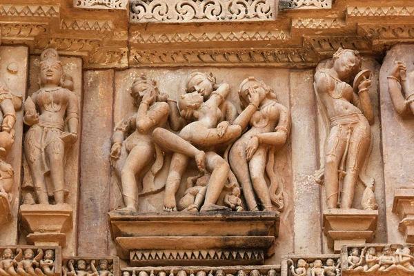 Erotic sculptures, Khajuraho, India — Stock Photo, Image