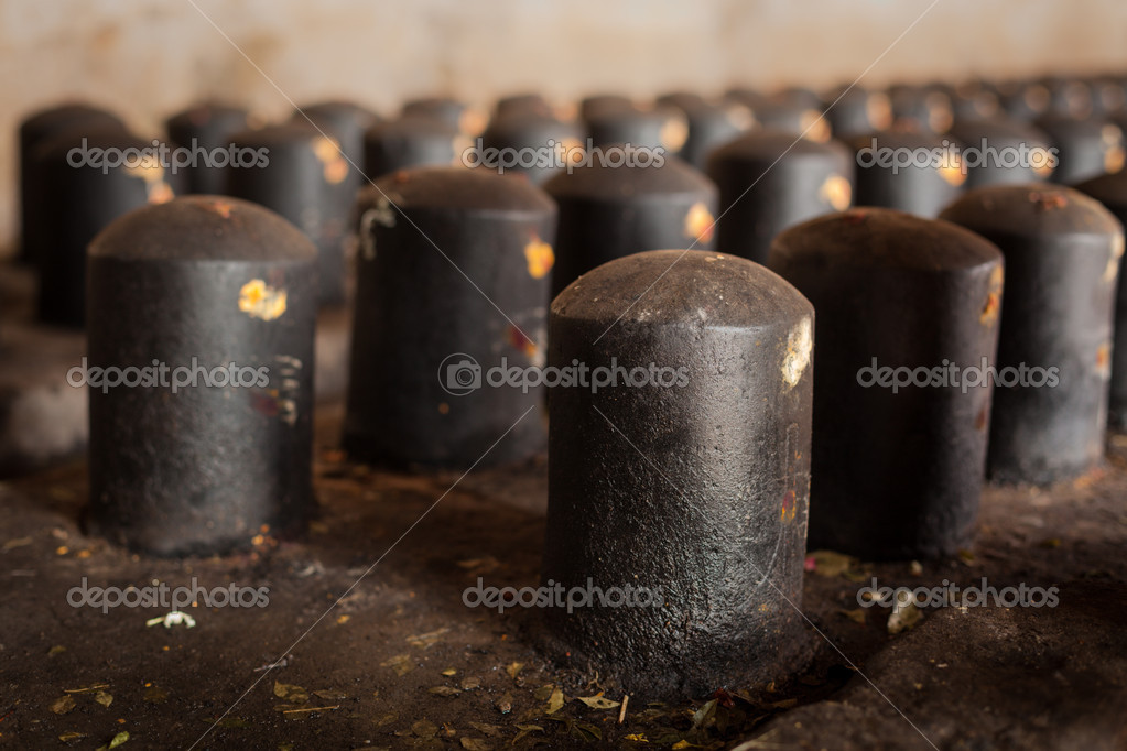 á shiva lingam stock pictures royalty free sivalingam photos download on depositphotos á shiva lingam stock pictures royalty free sivalingam photos download on depositphotos