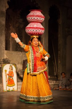 Hindistan, Rajasthan 'ın Bhavai dansı
