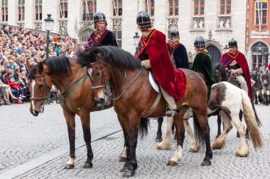 Kutsal kan Bruges (Brugge alayı yükseliş gününde)