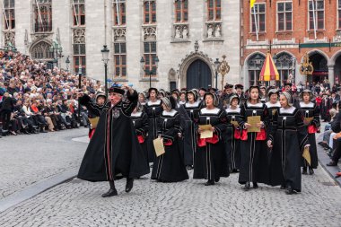 Kutsal kan Bruges (Brugge alayı yükseliş gününde)